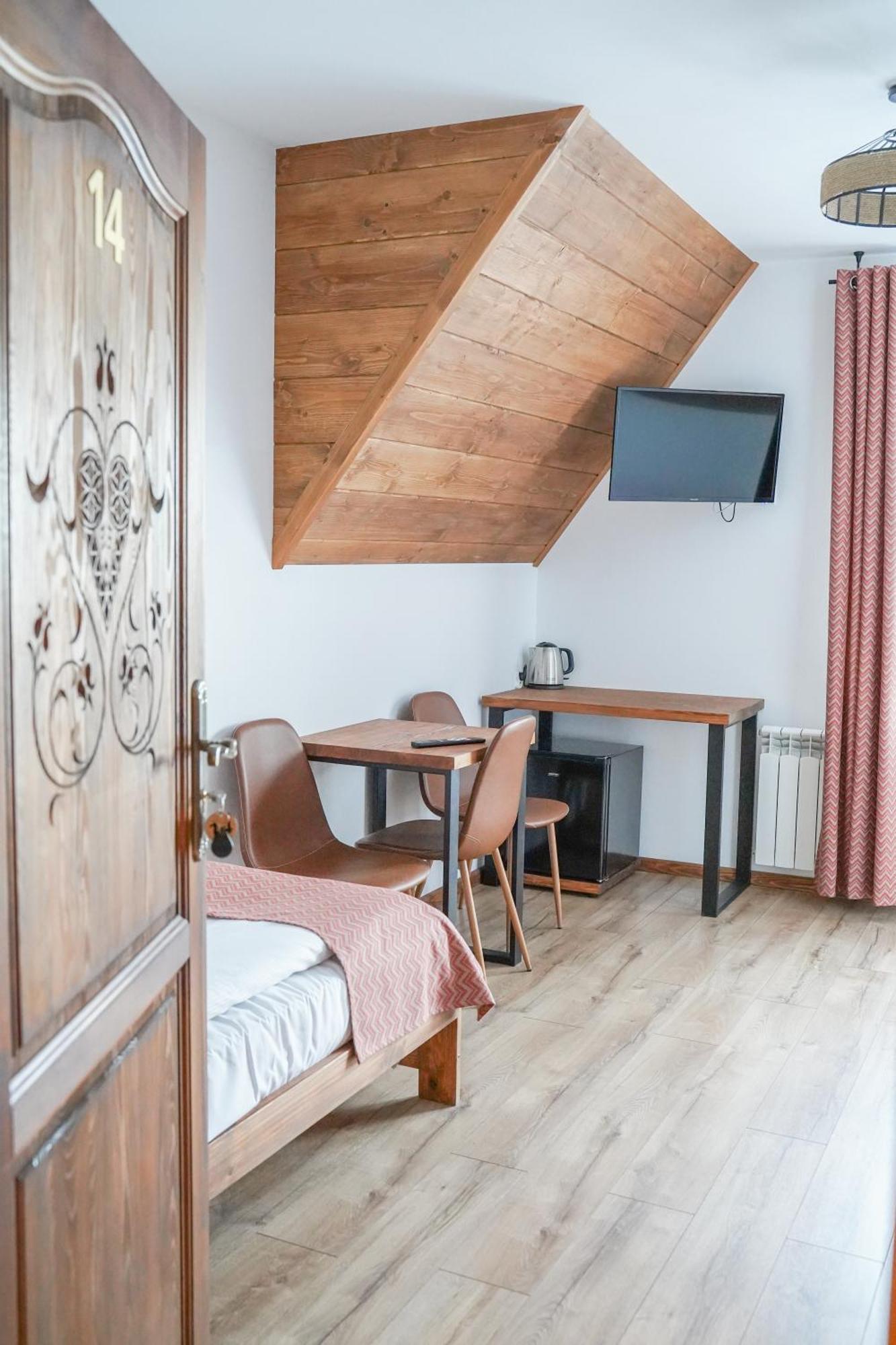 Goralsko Manufaktura Hotel Bukowina Tatrzańska Buitenkant foto