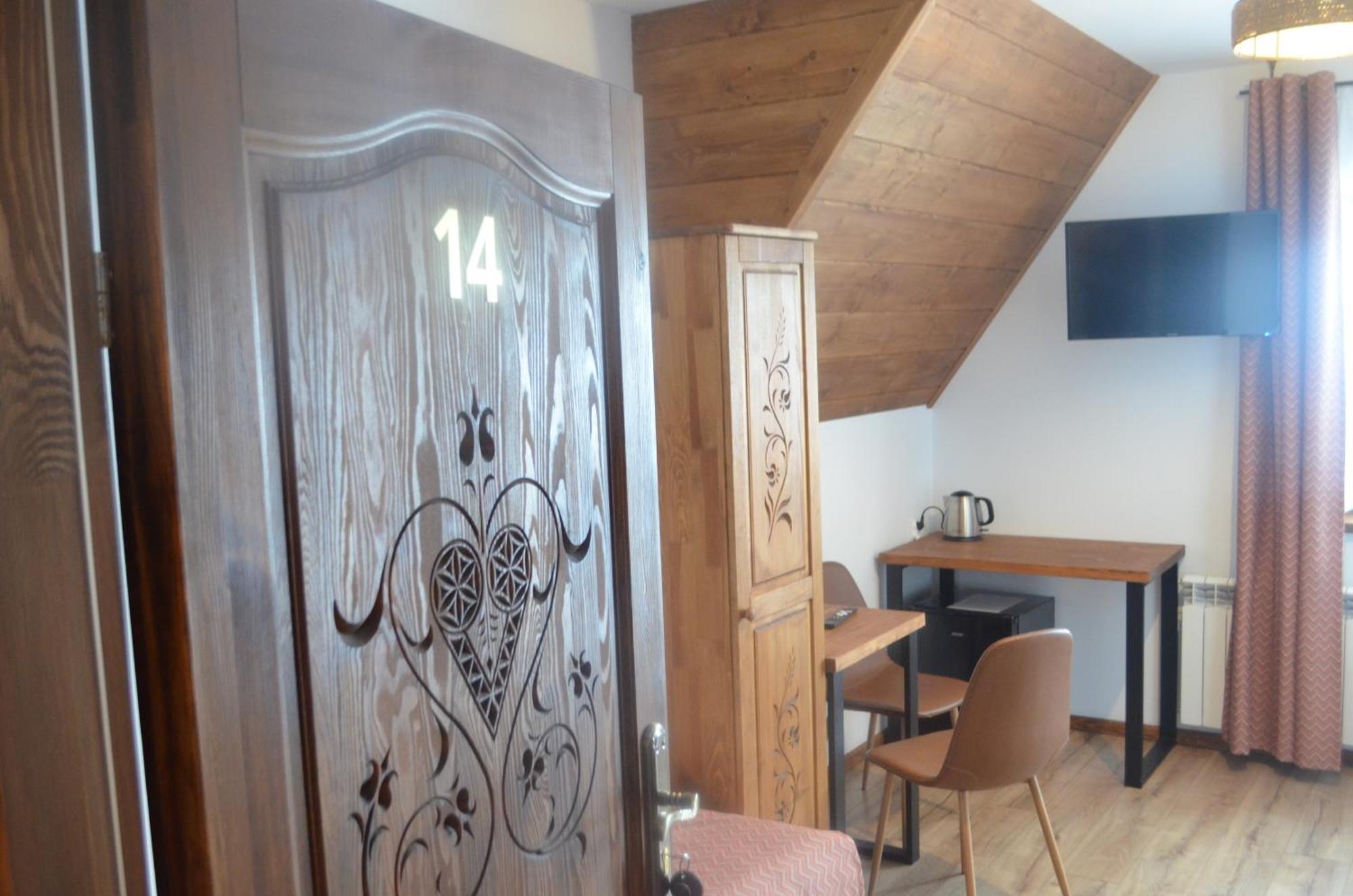 Goralsko Manufaktura Hotel Bukowina Tatrzańska Buitenkant foto